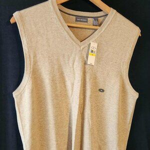 NWT Van Heusen Tan Sweater Vest Medium MSRP $48
